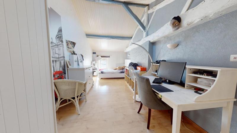 Maison - 170 m² - 6 pièces