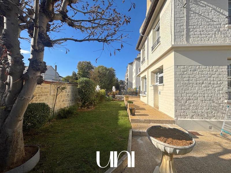 Maison - 172 m² - 7 pièces