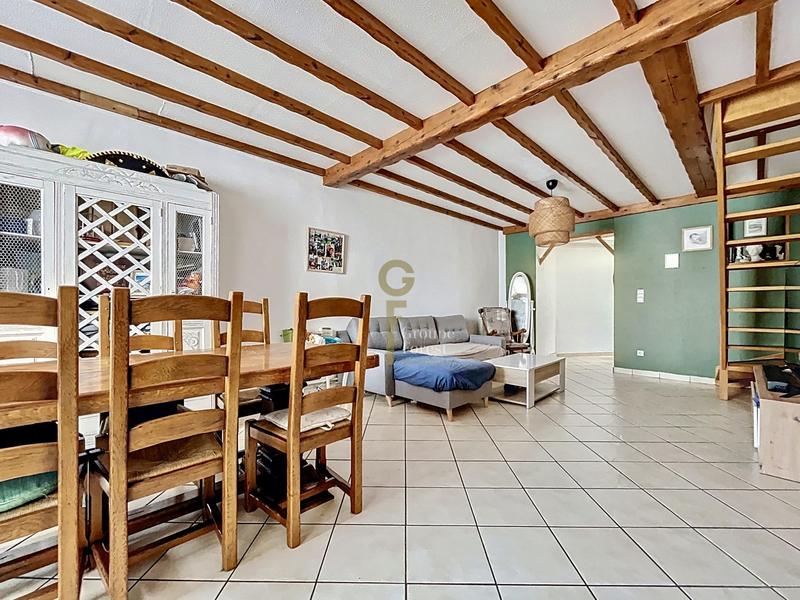 Maison - 111 m² - 4 pièces