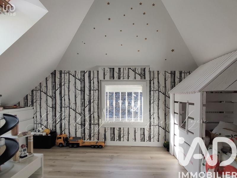 Maison - 165 m² - 8 pièces