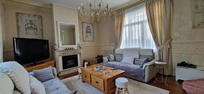 Maison - 265 m² - 4 pièces