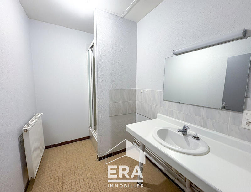 Appartement - 65 m² - 2 pièces