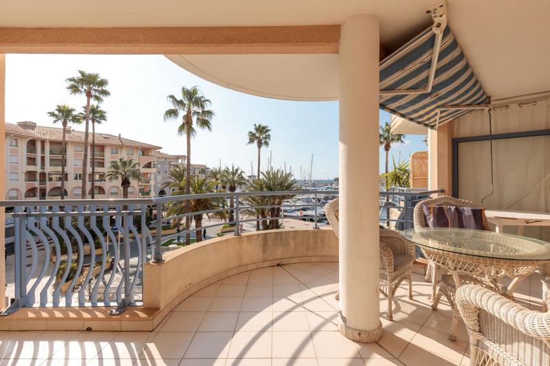 Appartement - 77 m² - 4 pièces