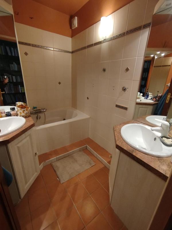 Appartement - 99 m² - 5 pièces