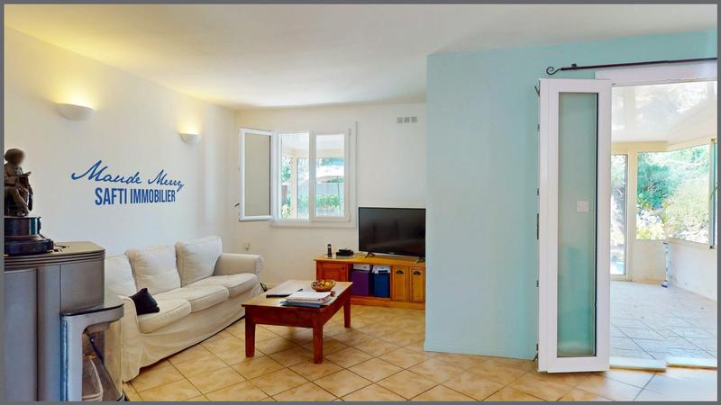 Maison - 138 m² - 6 pièces