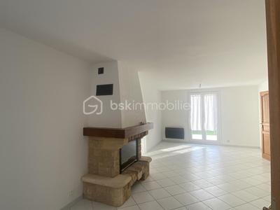 Maison - 89 m² - 5 pièces