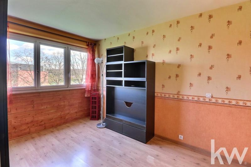 Appartement - 92 m² - 5 pièces