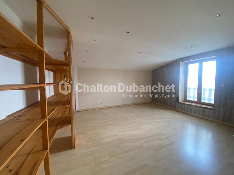Maison - 174 m² - 5 pièces