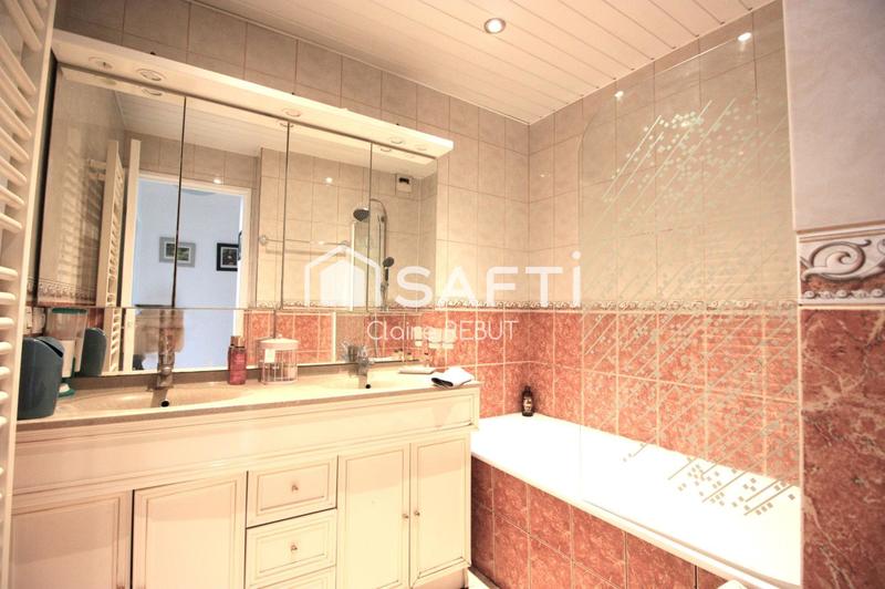 Appartement - 81 m² - 4 pièces