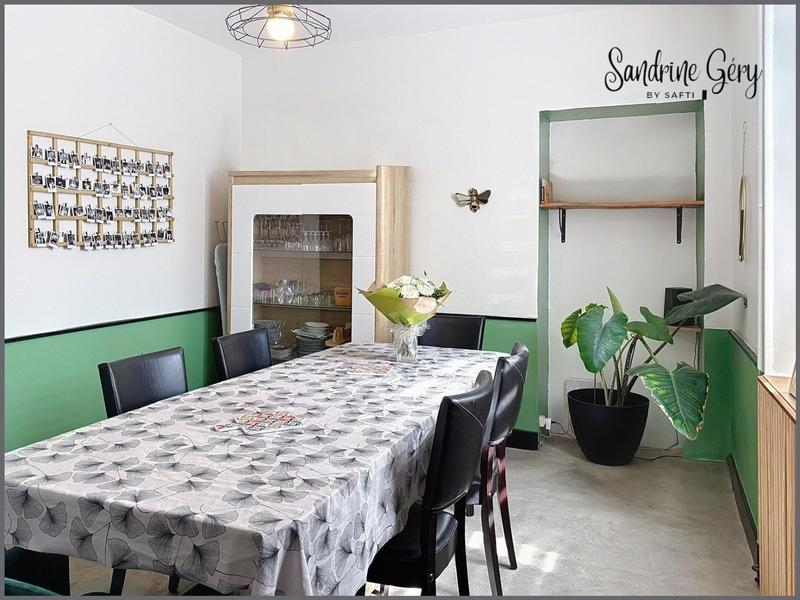 Maison - 180 m² - 7 pièces