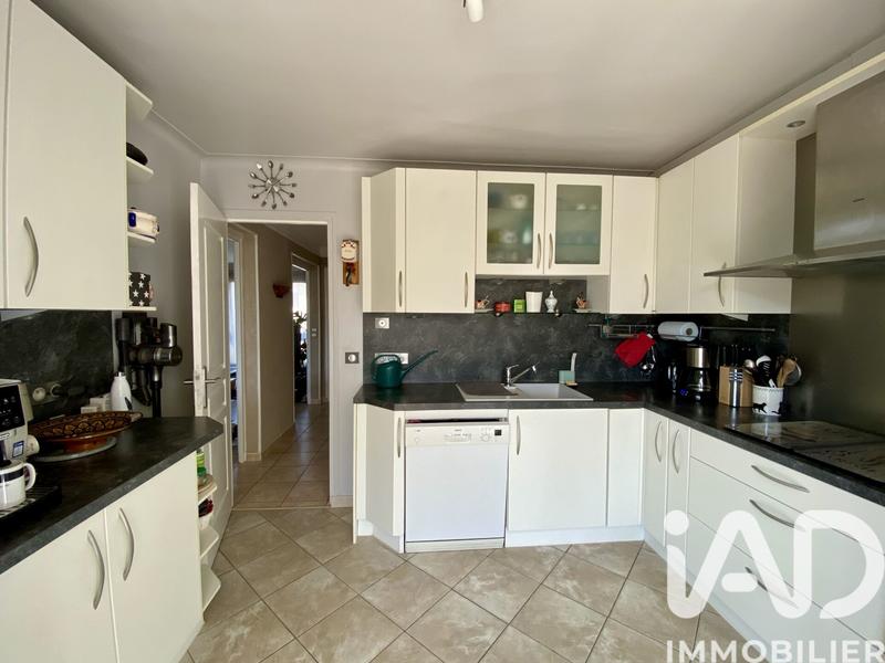 Maison - 155 m² - 8 pièces