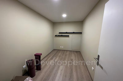 Local commercial - 105 m²