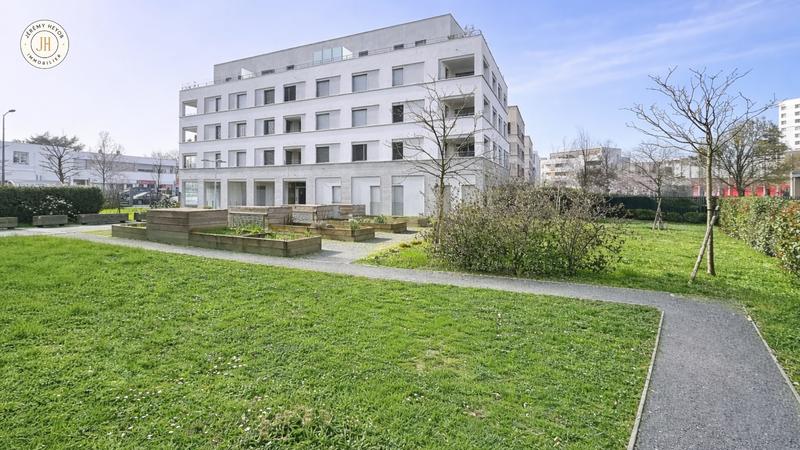 Appartement - 82 m² - 4 pièces