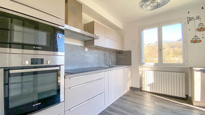 Maison - 213 m² - 7 pièces