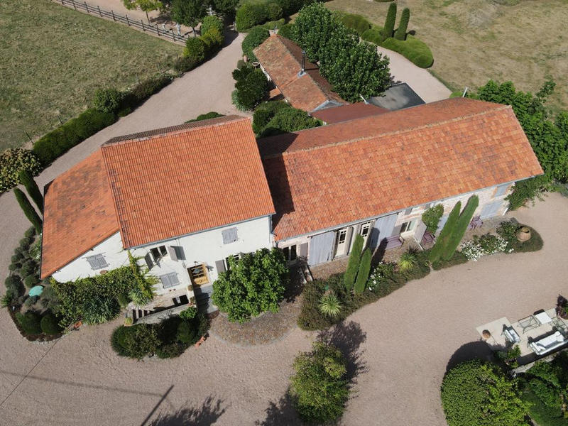 Propriété - 360 m² - 11 pièces