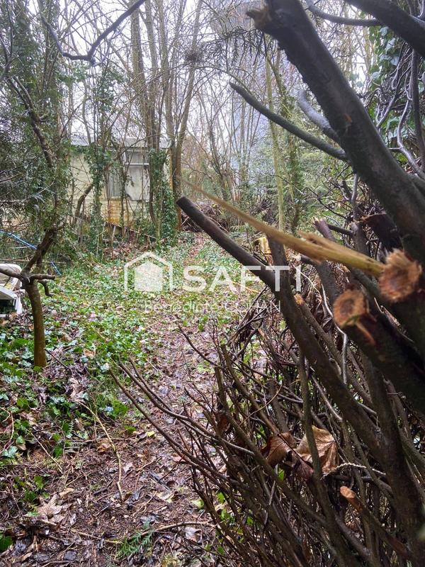 Maison - 229 m² - 9 pièces