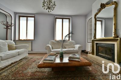 Maison - 195 m² - 6 pièces