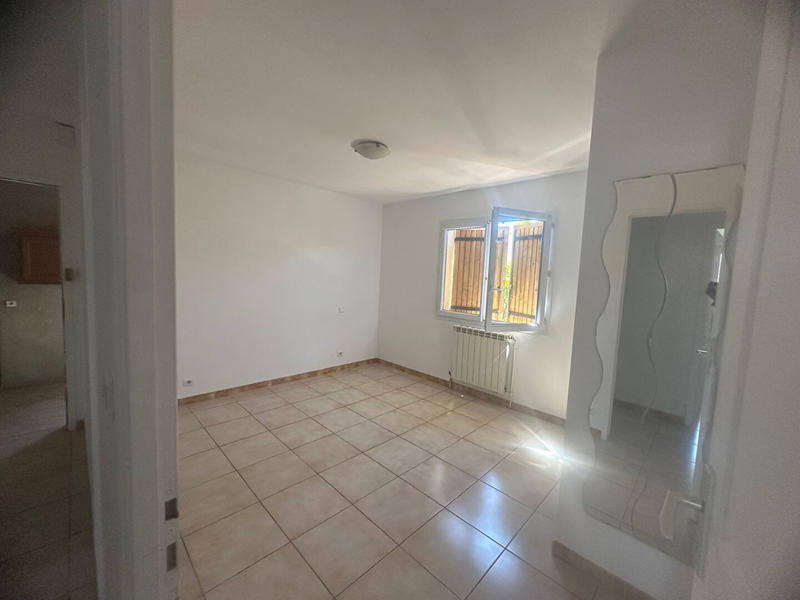 Villa - 90 m² - 4 pièces