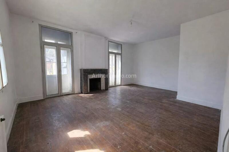 Maison - 196 m² - 6 pièces