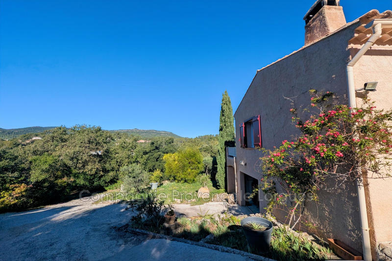 Villa - 160 m² - 6 pièces