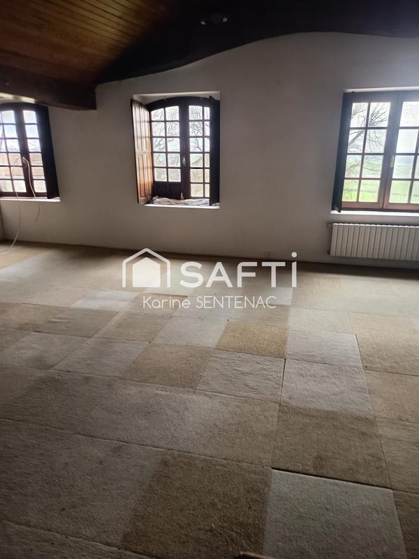 Maison - 211 m² - 6 pièces