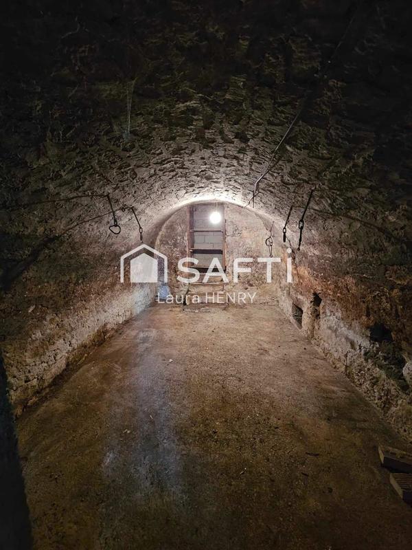 Maison - 150 m² - 4 pièces