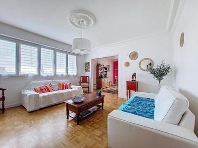 Appartement - 77 m² - 4 pièces