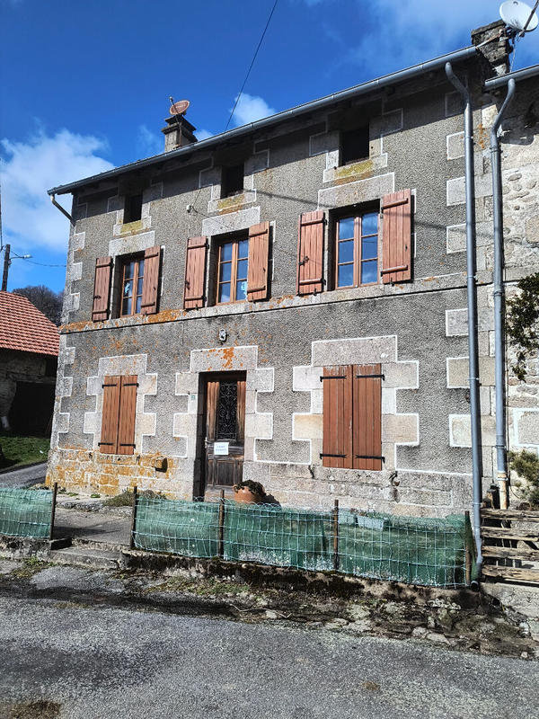 Maison - 80 m² - 4 pièces
