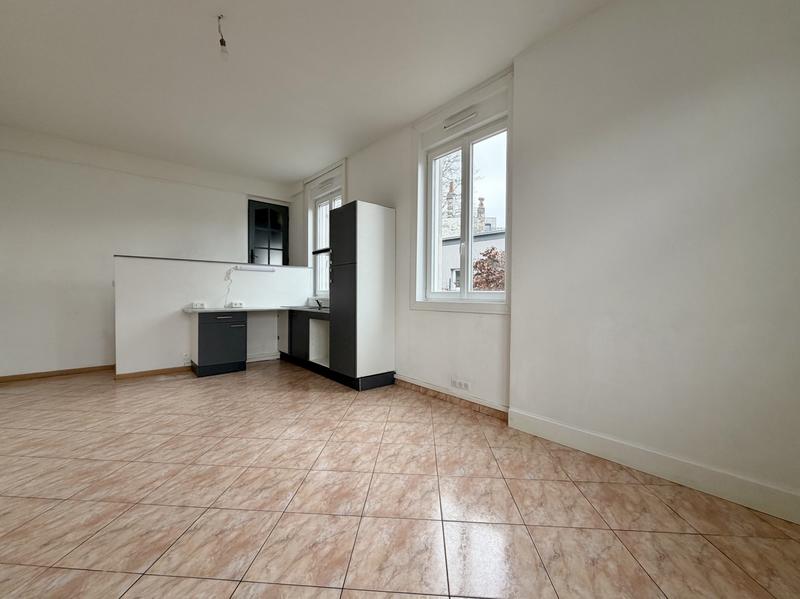 Maison ancienne - 203 m² - 8 pièces