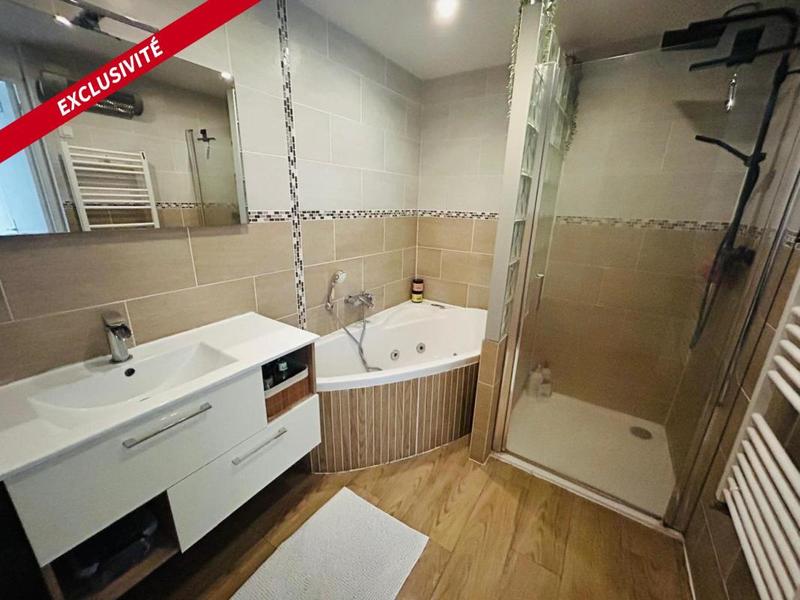 Maison - 178 m² - 8 pièces