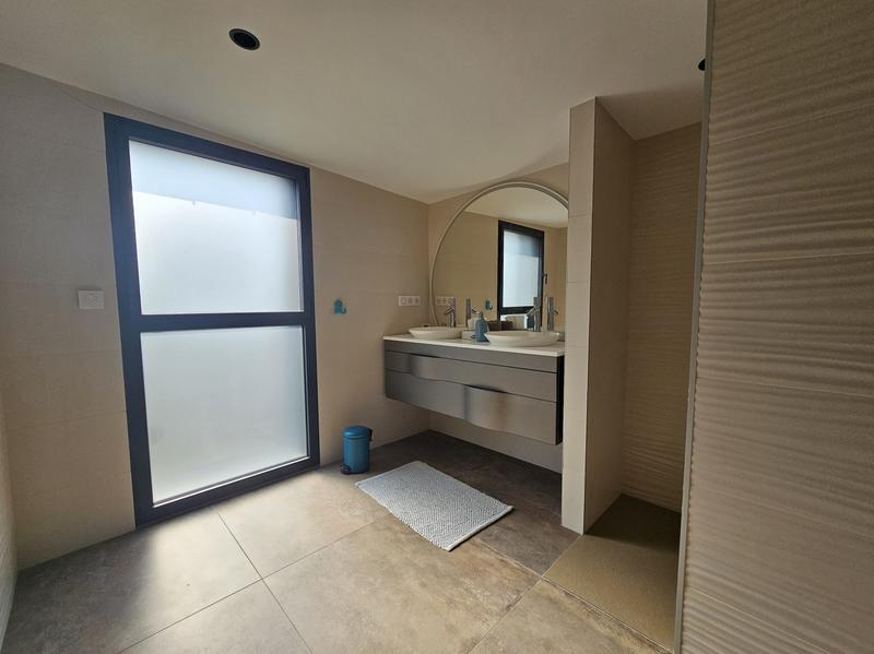 Maison - 157 m² - 7 pièces