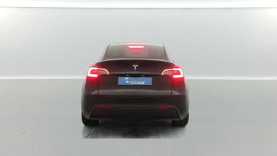 Tesla Model y Standard Rwd