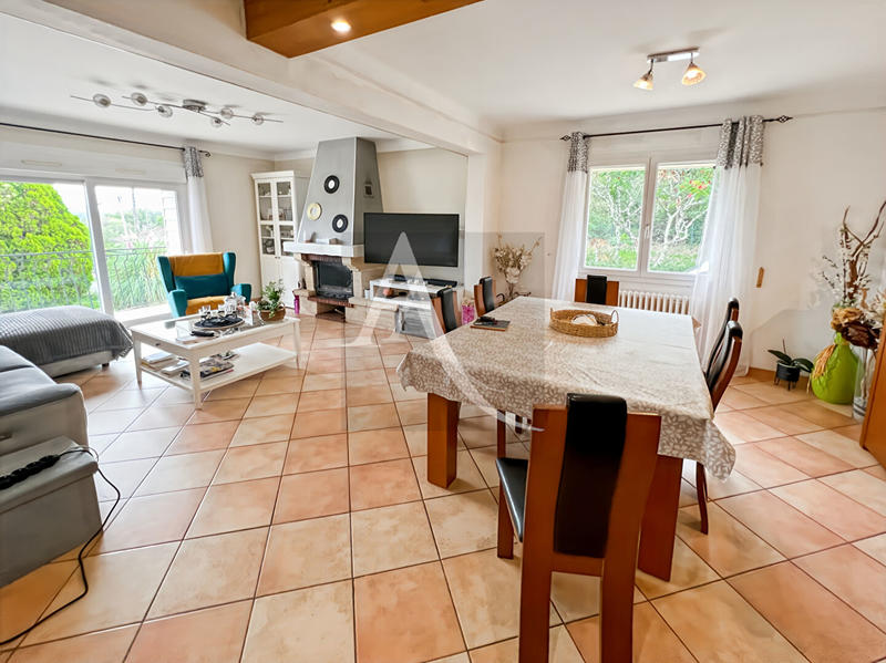 Maison - 118 m² - 6 pièces