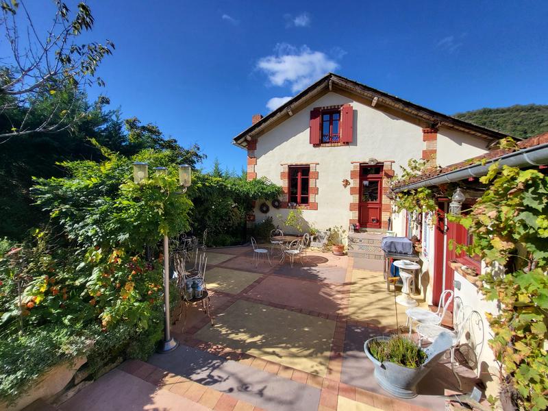 Maison - 167 m² - 7 pièces