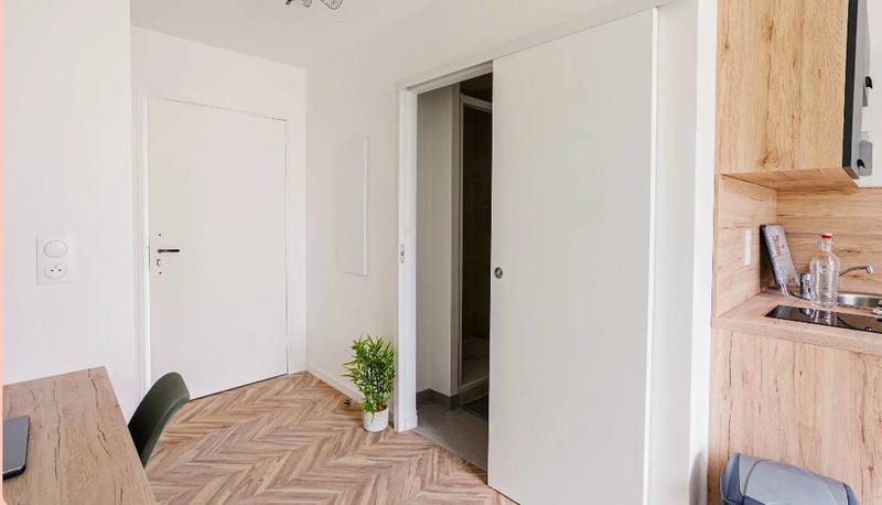 Studio - 12 m² - 1 pièce