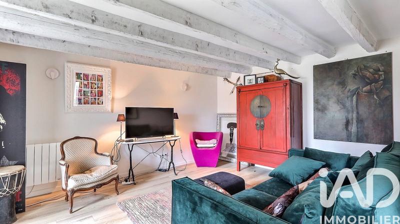 Maison - 232 m² - 8 pièces