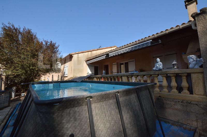 Maison - 110 m² - 4 pièces