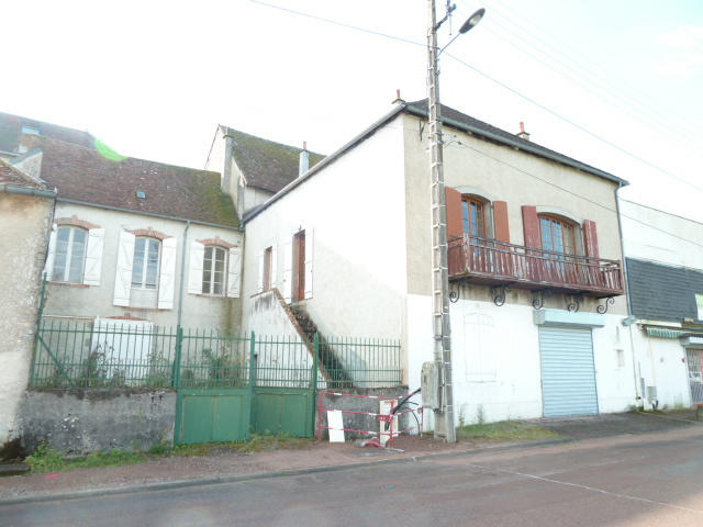 Maison de village - 189 m² - 6 pièces