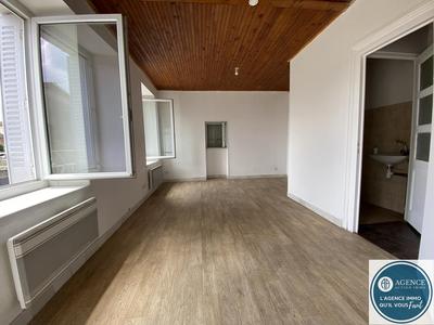 Maison - 60 m² - 3 pièces