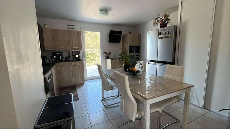 Maison - 91 m² - 4 pièces