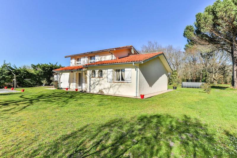 Maison - 155 m² - 4 pièces
