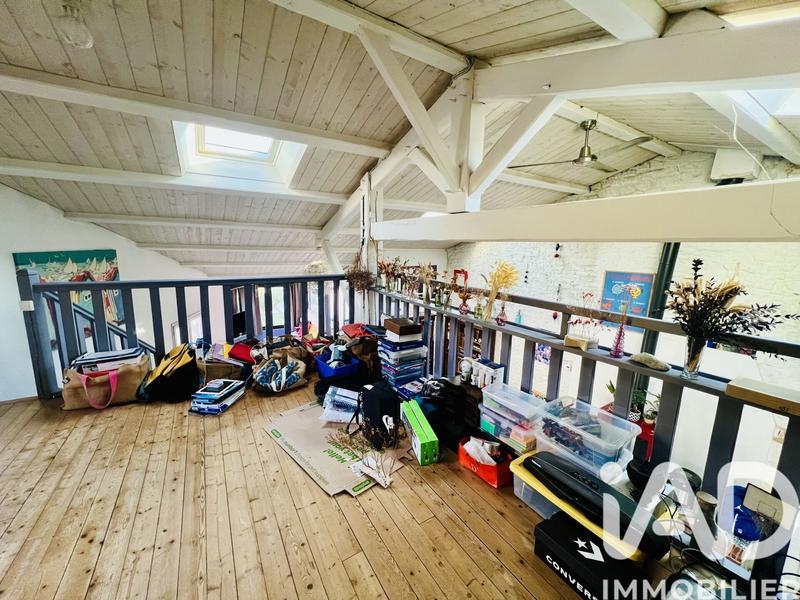 Maison - 200 m² - 9 pièces