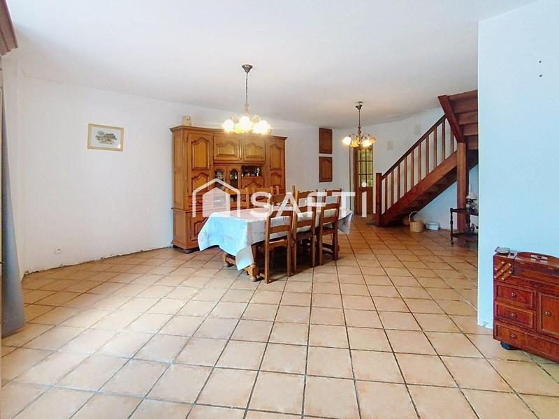 Maison - 158 m² - 7 pièces