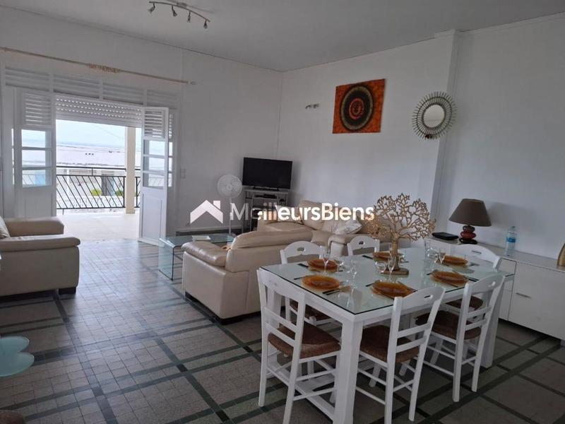 Maison - 100 m² - 4 pièces