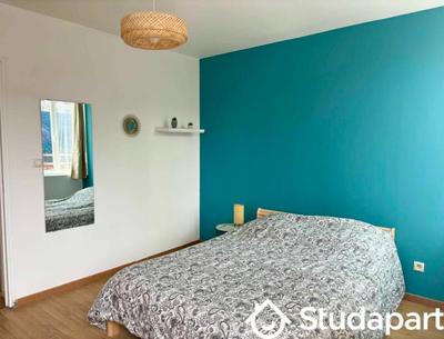 Chambre - 14 m² - 1 pièce