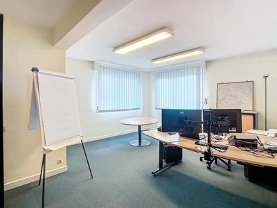 Bureau - 515 m² - 14 pièces