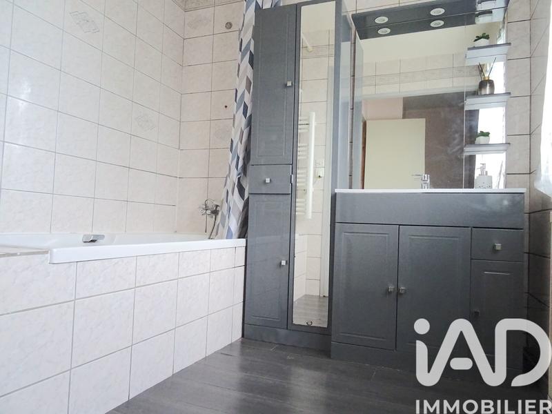 Maison - 83 m² - 5 pièces