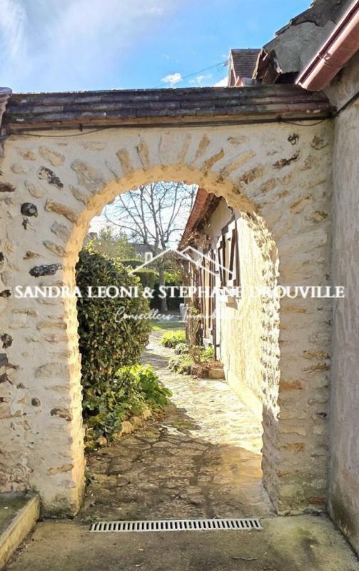 Maison - 195 m² - 7 pièces