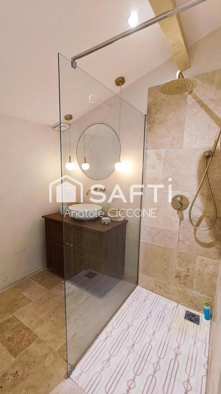 Maison - 156 m² - 7 pièces