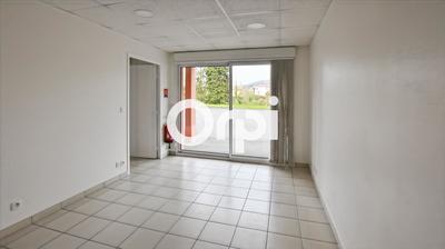 Local commercial - 27 m² - 2 pièces